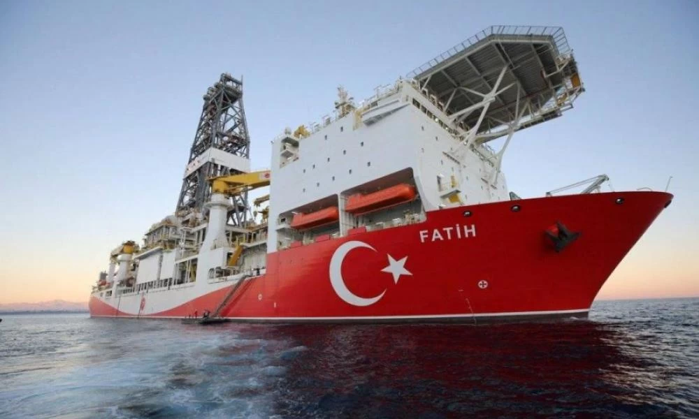 Άγκυρα: Το «Φατίχ» νότια της Κρήτης-Σε εφαρμογή παράνομο ενεργειακό σχέδιο